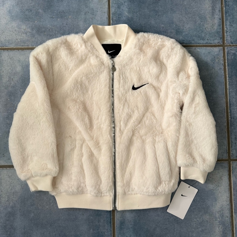Nike Faux Fur Bomber jacket - size 6